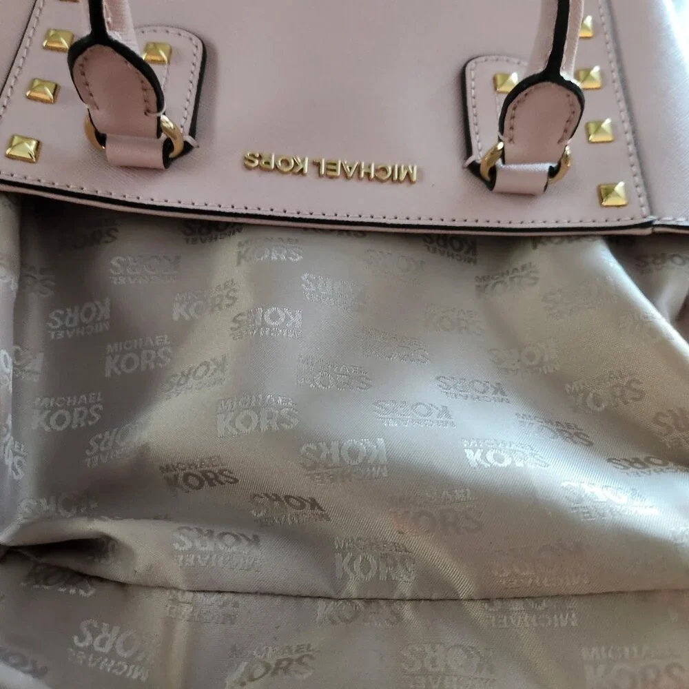 Michael Kors m501 8x7